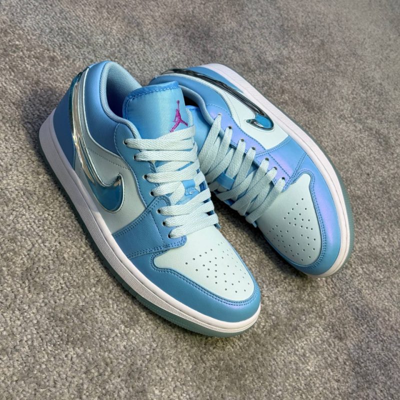 کتونی جردن لو آبی روشن | Jordan 1 Low Light Blue